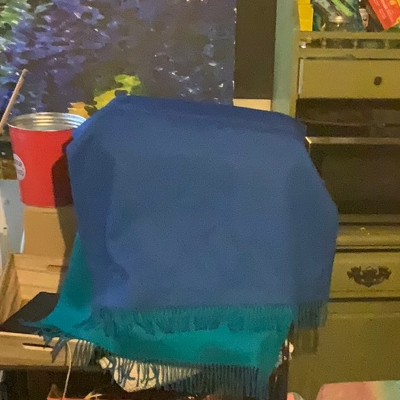 Hermes  Cashmere Shawl Scarf/Wrap - Picture 8 of 10